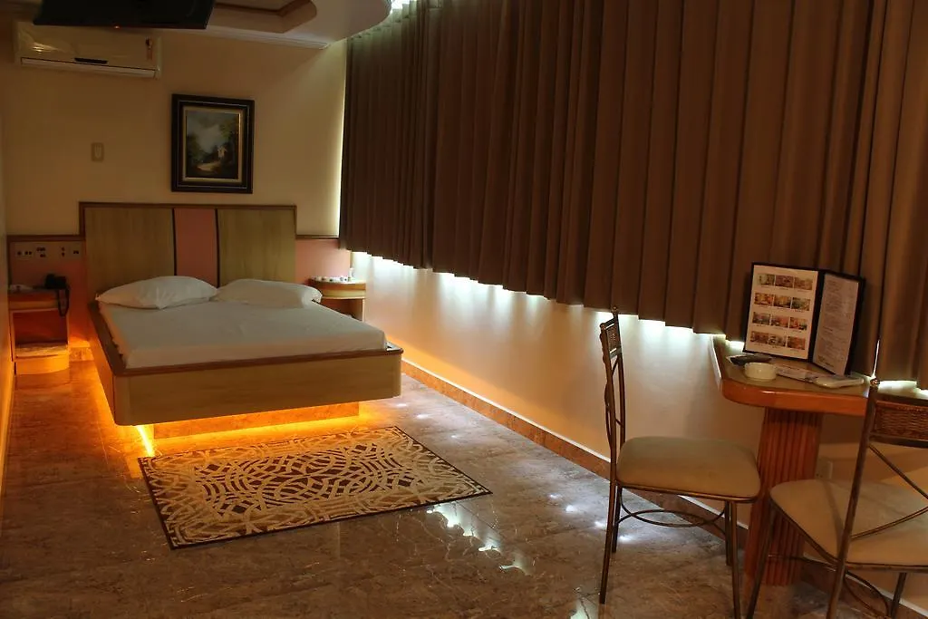 Xenon Motel (Adults Only) Criciuma  2*, Criciuma (Santa Catarina) Brasil
